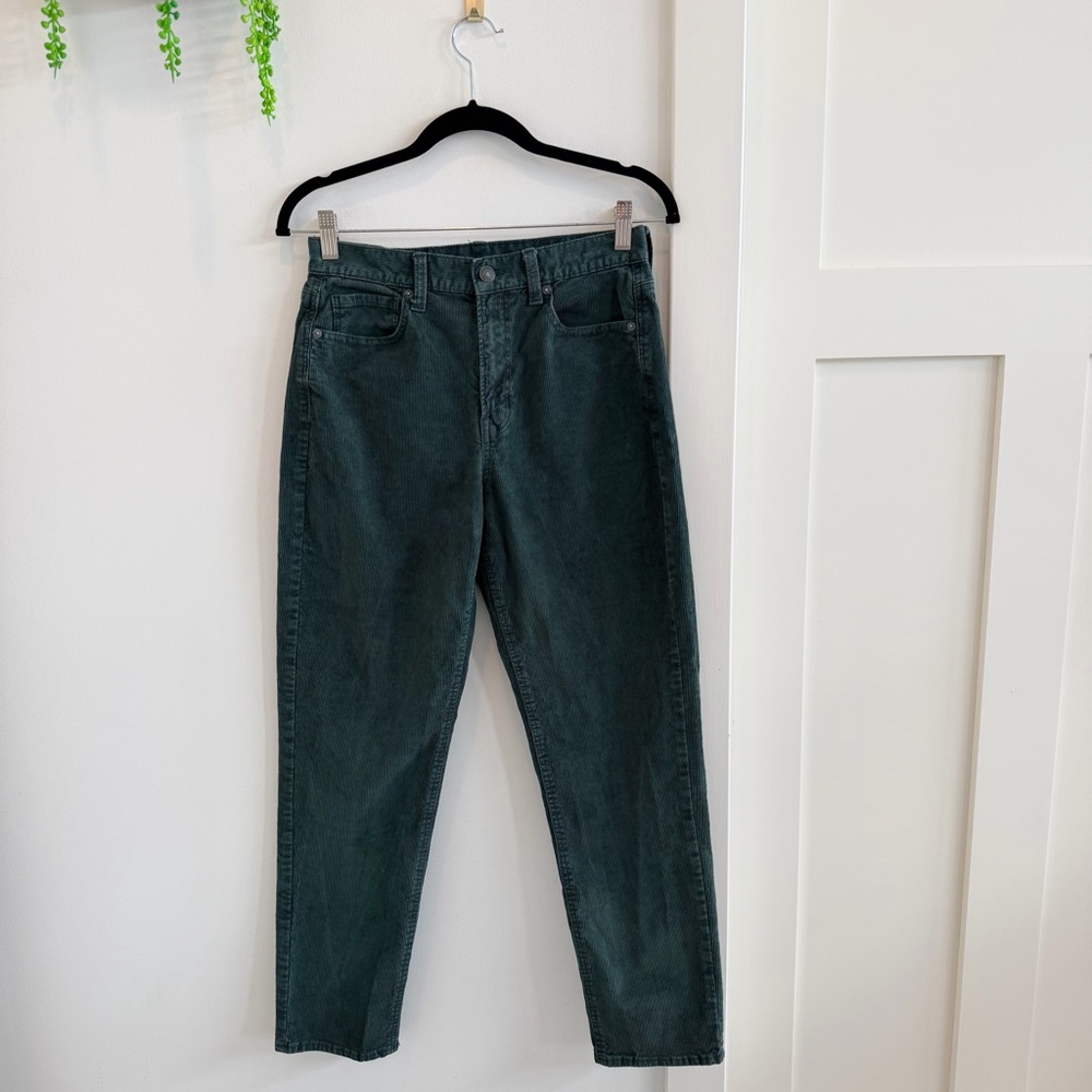 American Eagle Green Corduroy Straight Leg Mom Jeans SuperStretch Women's Size 4